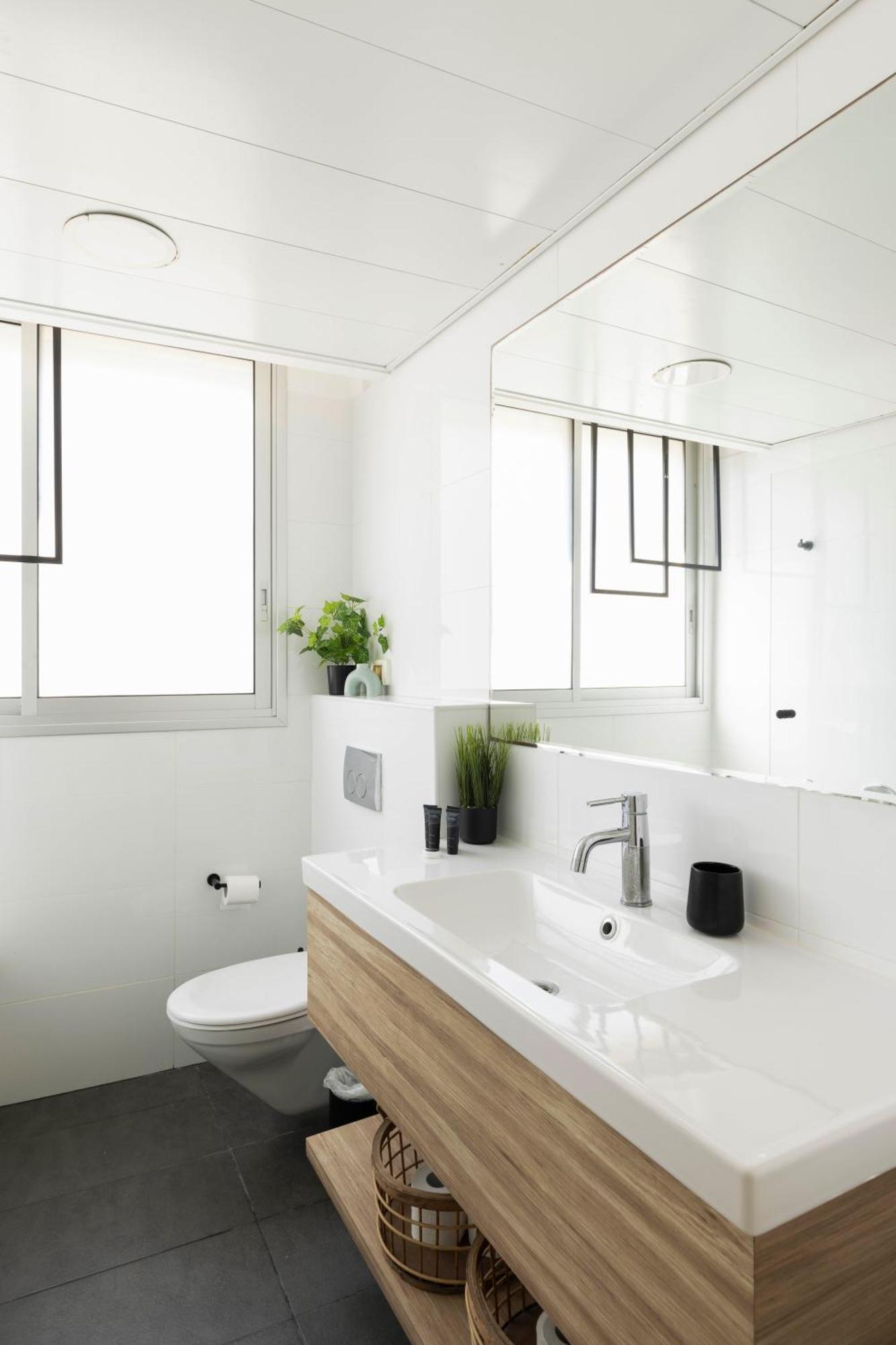 The Life Complex - By Localz Group Apartment *
